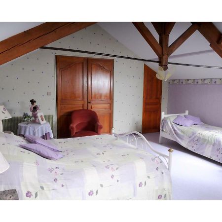 Hotel Les Vieilles Vignes à Thorigne Extérieur photo