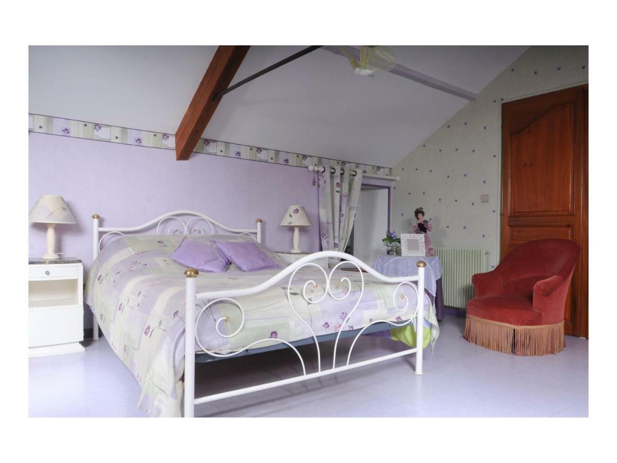 Hotel Les Vieilles Vignes à Thorigne Extérieur photo