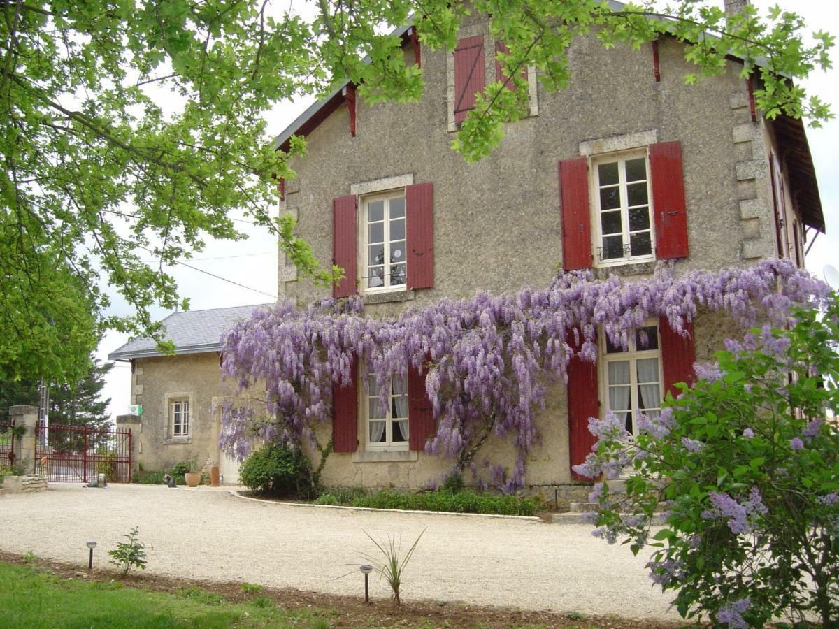 Hotel Les Vieilles Vignes à Thorigne Extérieur photo